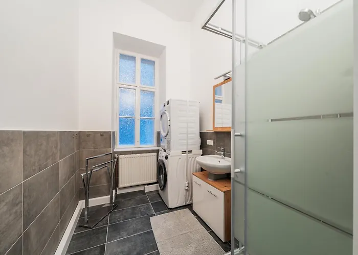 3 Bedrooms - 74sqm - 10 Min. Inner * Viena